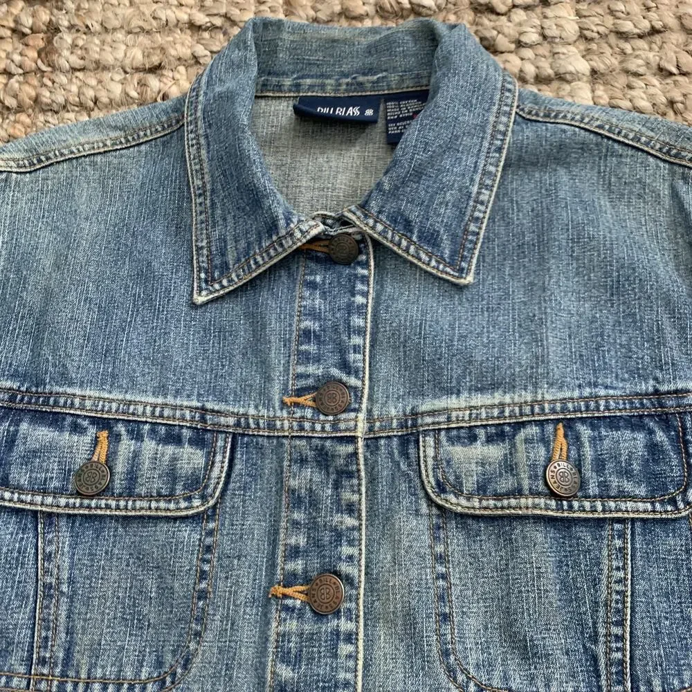 Vintage 90s Jean Jacket Bill Blass Womens Size Medium 100% Cotton Denim Trucker